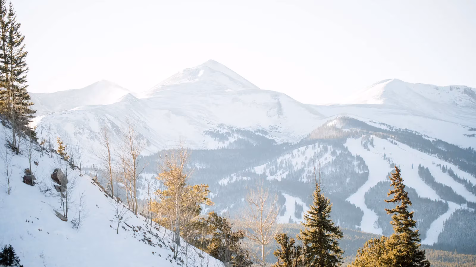 breckenridge-colorado-the-ultimate-2026-travel-guide-to-this-mountain-town-image-0